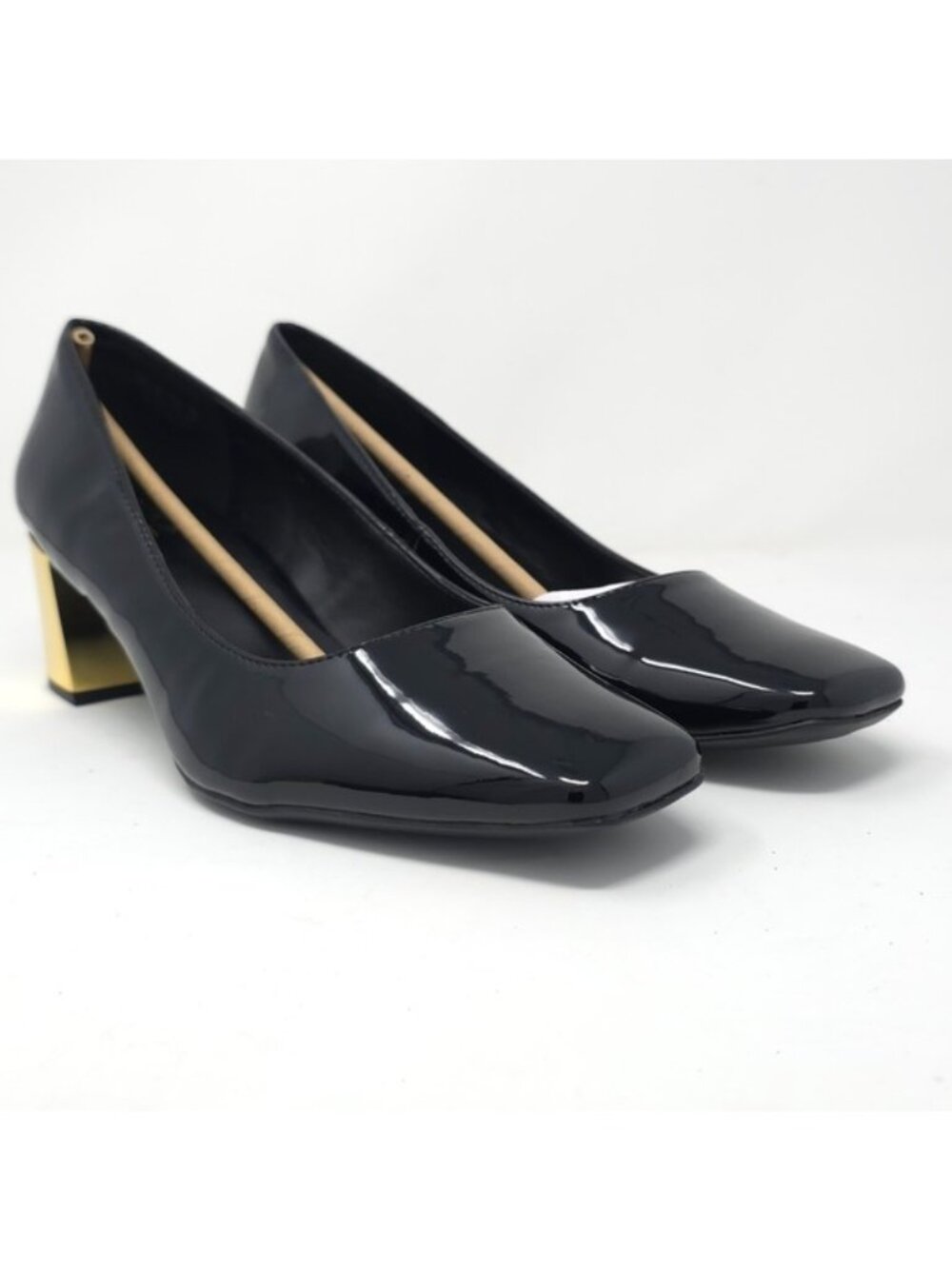 Naturalizer Black Patent Block Heel Pumps with Gold Accent 10W - Picture 2 of 10